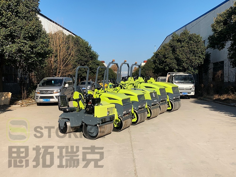 國內的小型壓路機比國外的貴，價(jià)格到底差在哪里？